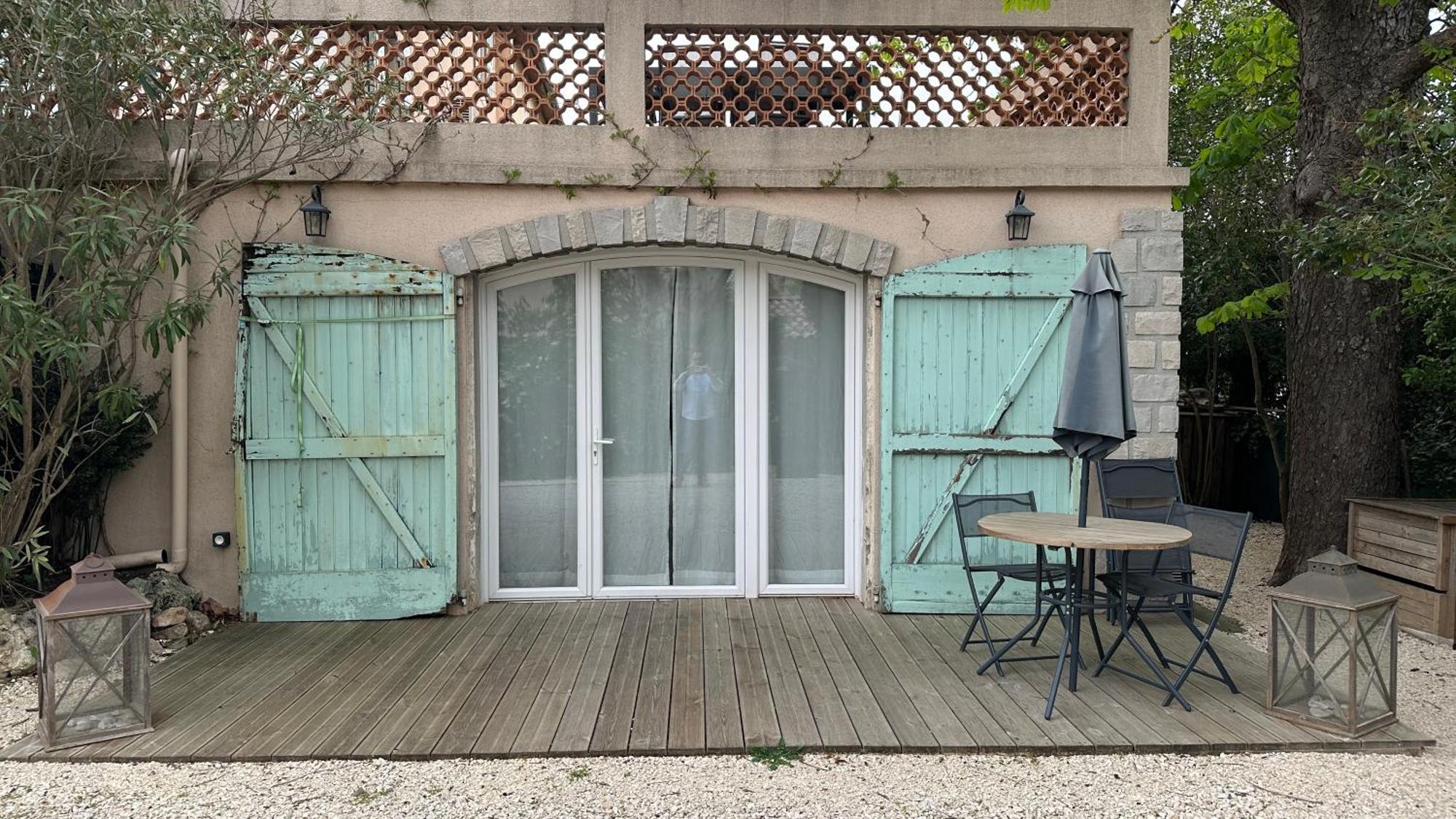 Studio Charmant Au Calme เอ็ก-ซอง-โพรวองซ์ ภายนอก รูปภาพ
